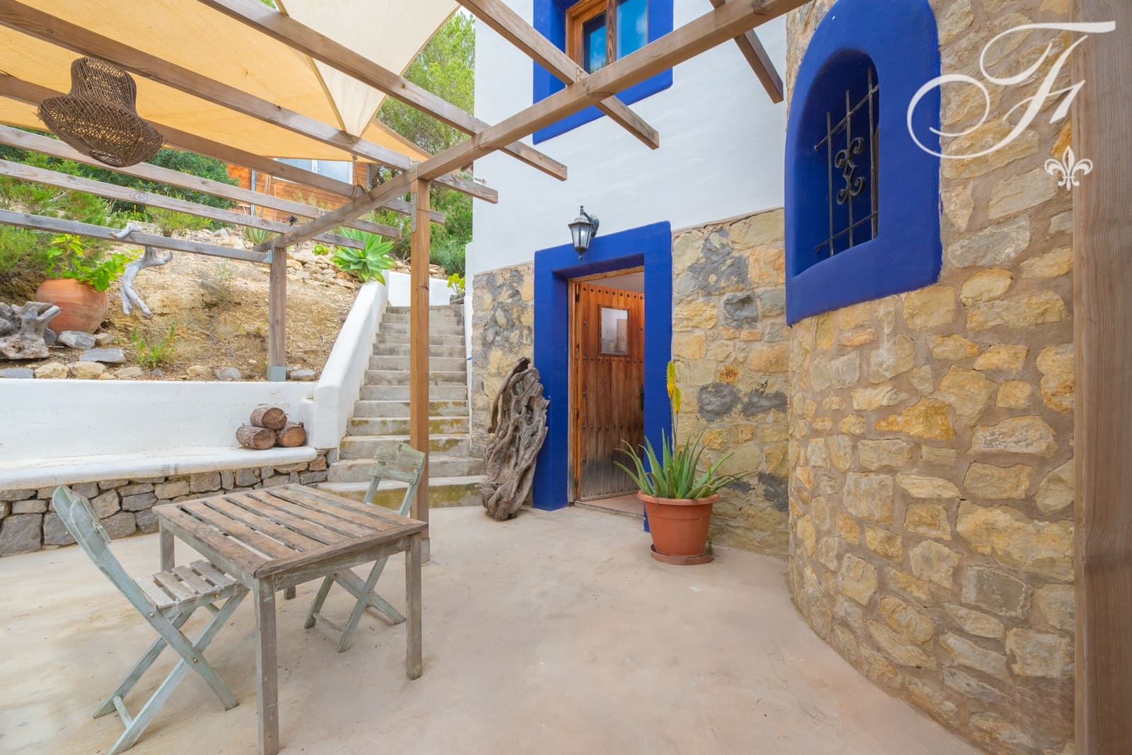 2 soveværelse Villa til salg i Sant Joan de Labritja - € 1.350.000 (Ref: 8997578)