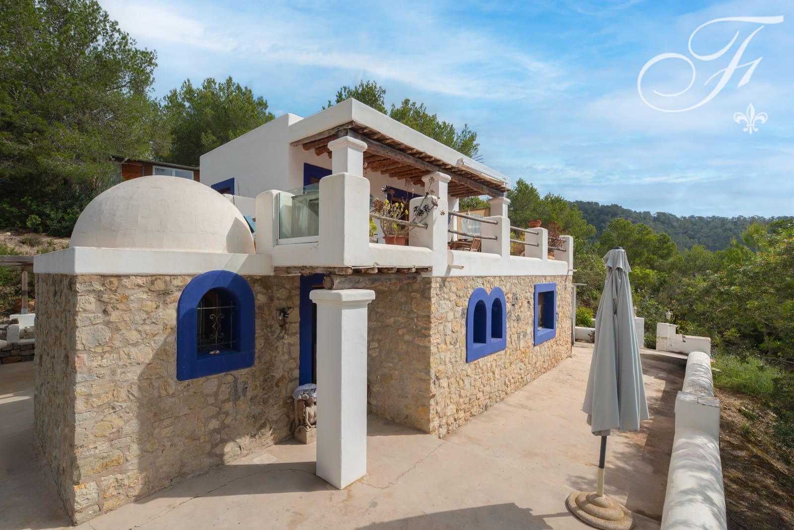 2 soveværelse Villa til salg i Sant Joan de Labritja - € 1.350.000 (Ref: 8997578)