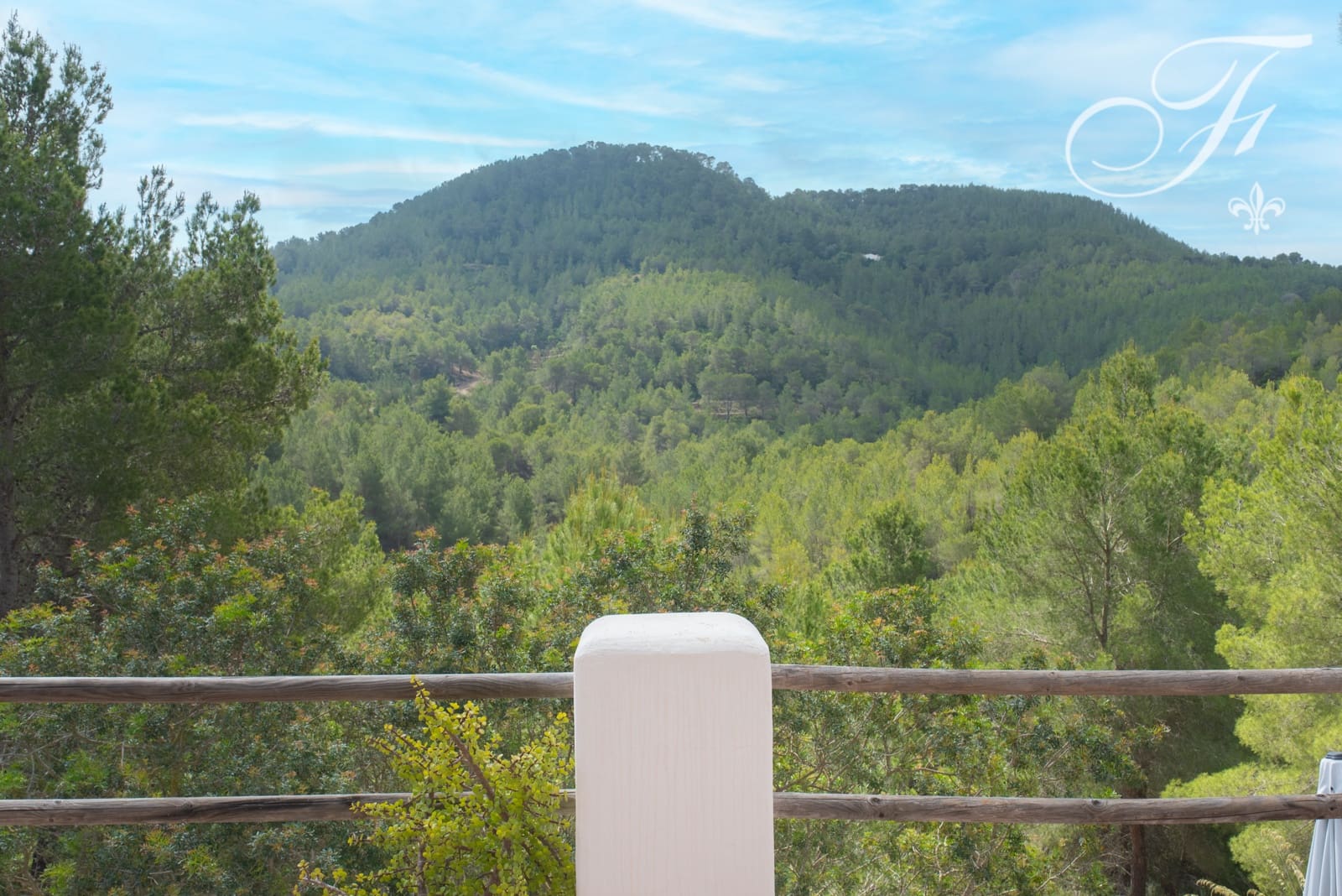 2 soveværelse Villa til salg i Sant Joan de Labritja - € 1.350.000 (Ref: 8997578)