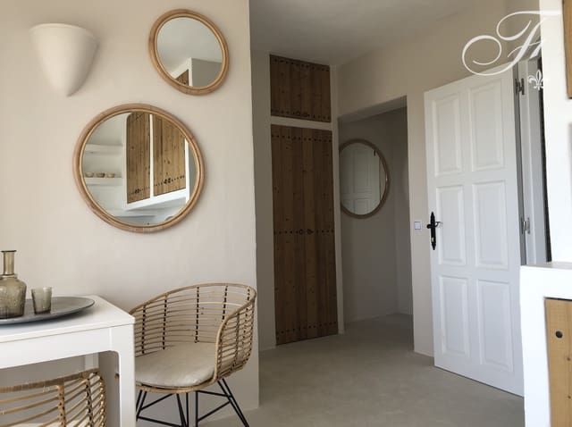 1 soveværelse Lejlighed til salg i Cala Vadella, San Jose / Sant Josep de Sa Talaia - € 370.000 (Ref: 9080746)