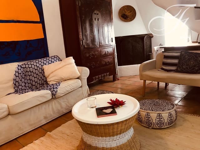 2 bedroom Townhouse for sale in Ibiza / Eivissa town - € 895,000 (Ref: 9080750)