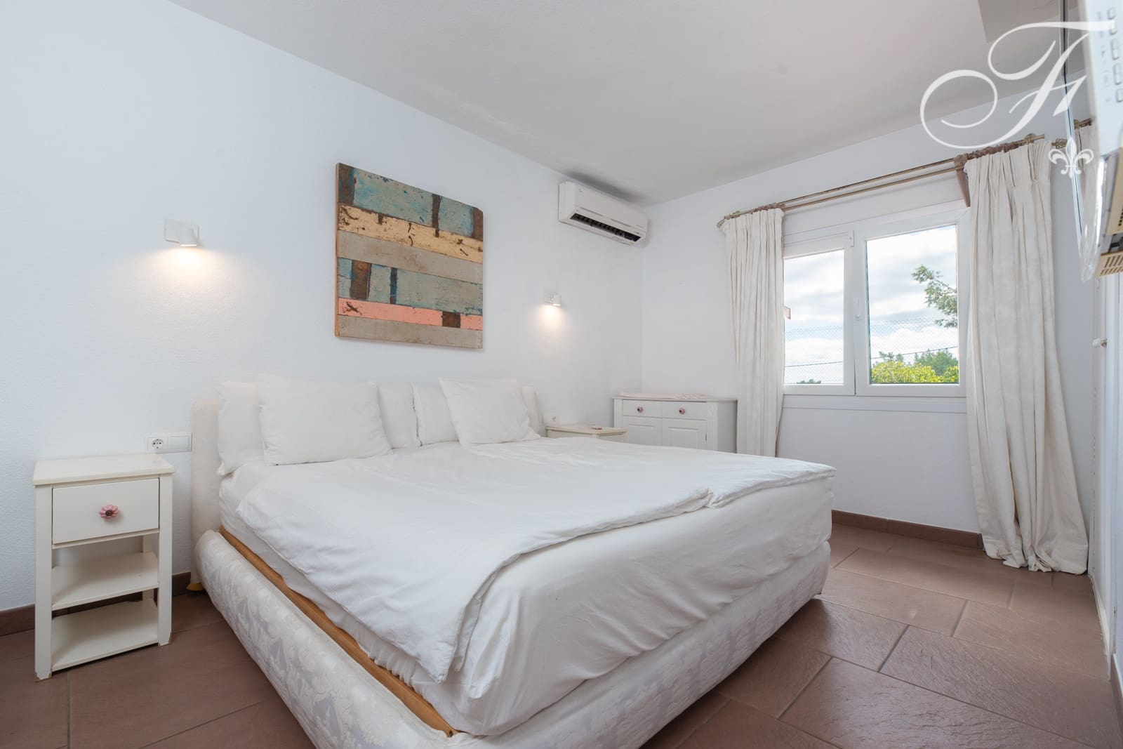 7 bedroom Villa for sale in Sant Antoni de Portmany with pool - € 2,500,000 (Ref: 9308998)