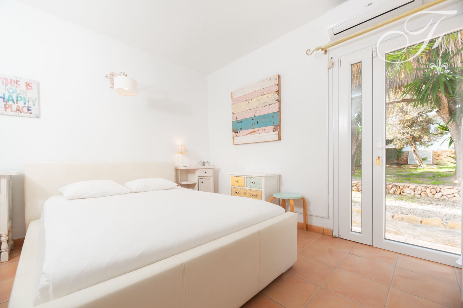 7 bedroom Villa for sale in Sant Antoni de Portmany with pool - € 2,500,000 (Ref: 9308998)