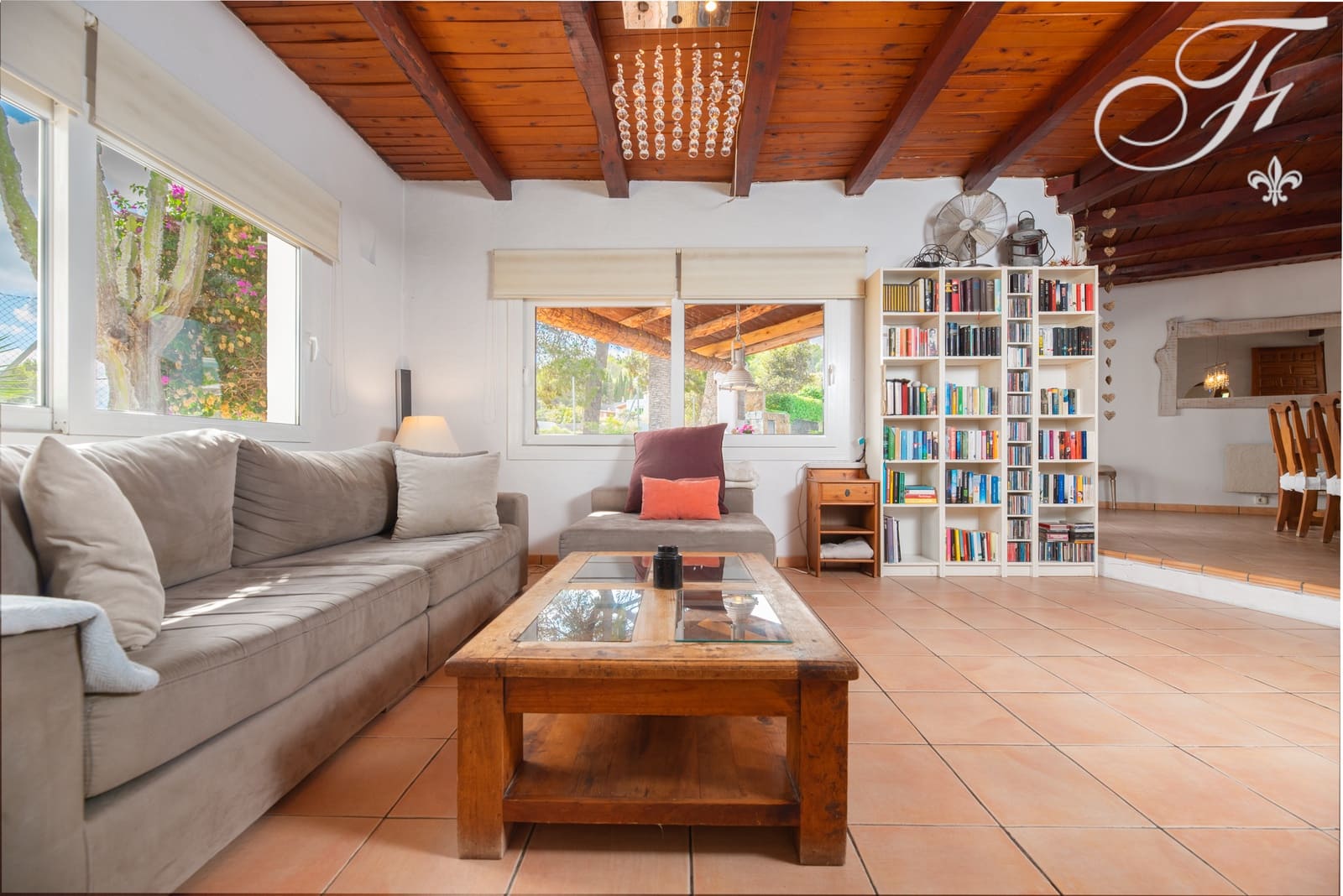 7 bedroom Villa for sale in Sant Antoni de Portmany with pool - € 2,500,000 (Ref: 9308998)