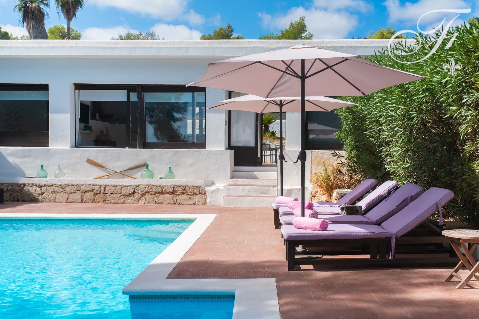 7 bedroom Villa for sale in Sant Antoni de Portmany with pool - € 2,500,000 (Ref: 9308998)