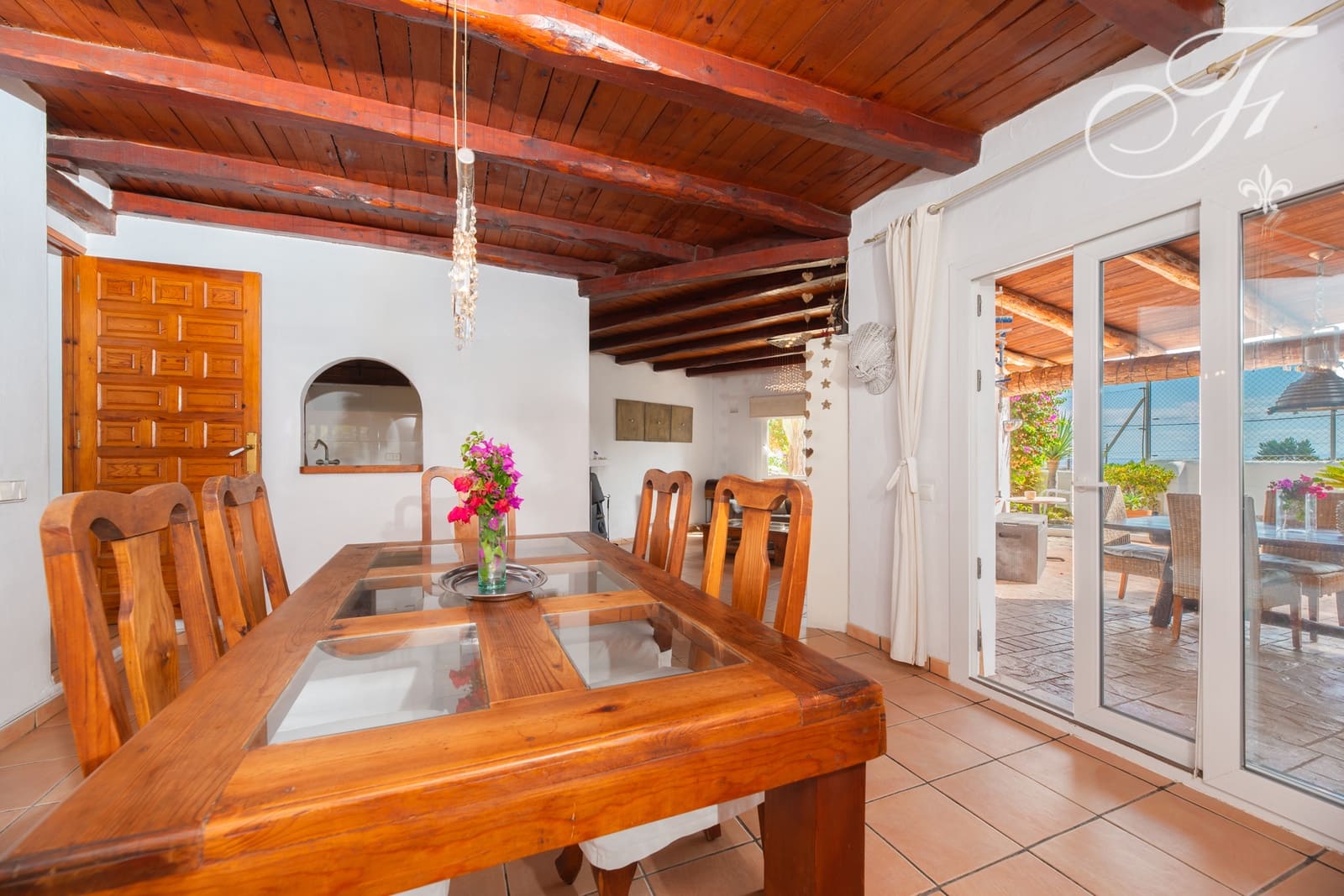 7 bedroom Villa for sale in Sant Antoni de Portmany with pool - € 2,500,000 (Ref: 9308998)