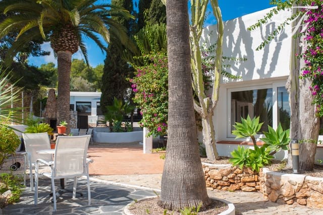 7 soveværelse Villa til salg i Sant Antoni de Portmany med swimmingpool - € 2.500.000 (Ref: 9308998)