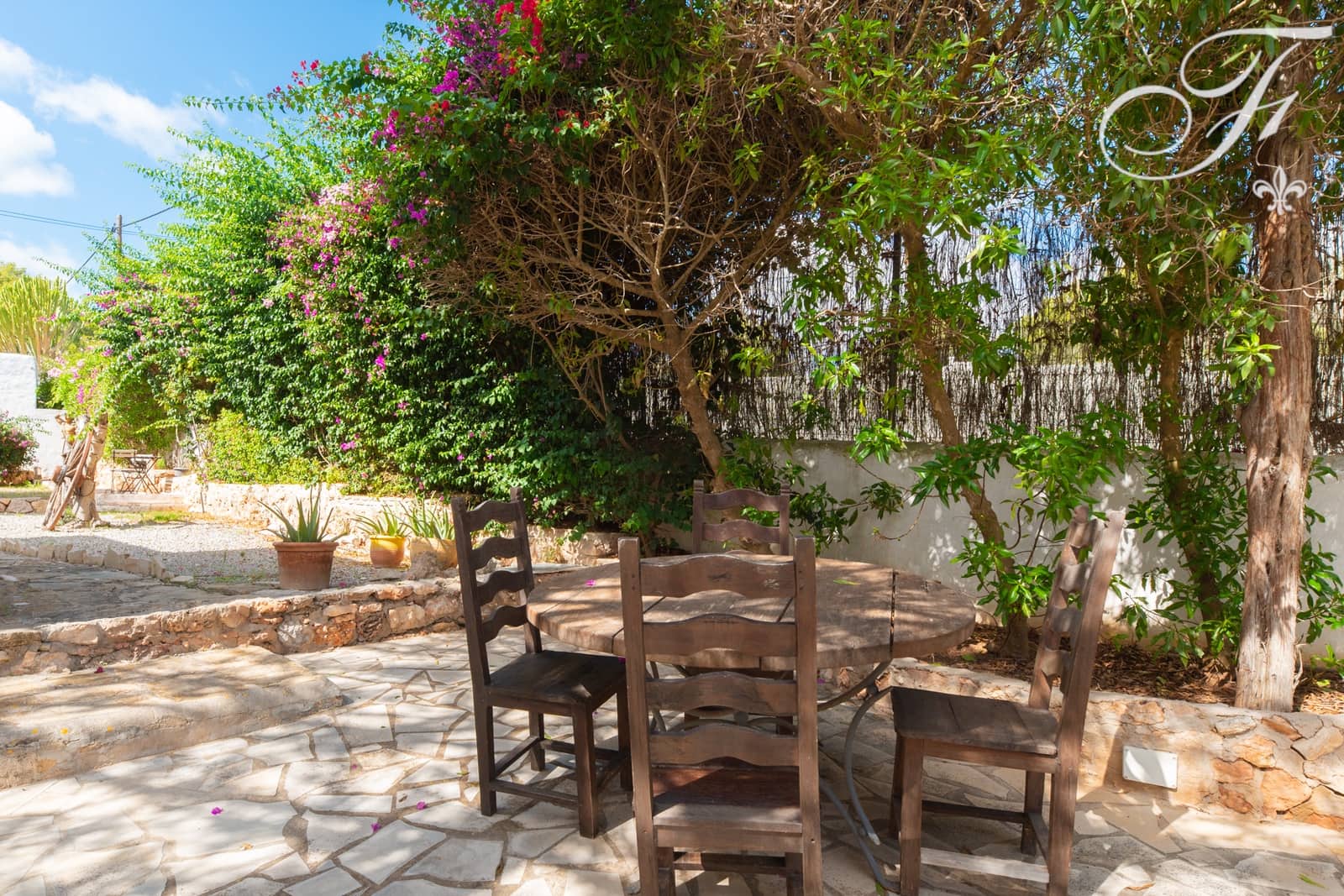 7 bedroom Villa for sale in Sant Antoni de Portmany with pool - € 2,500,000 (Ref: 9308998)