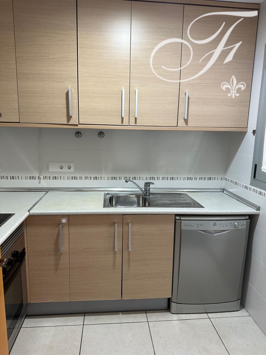 3 soverom Kjedet enebolig til leie i Sant Jordi de Ses Salines - € 3 500 (Ref: 9446980)