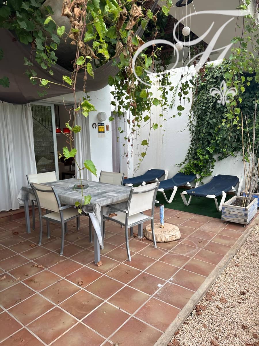 3 soverom Kjedet enebolig til leie i Sant Jordi de Ses Salines - € 3 500 (Ref: 9446980)