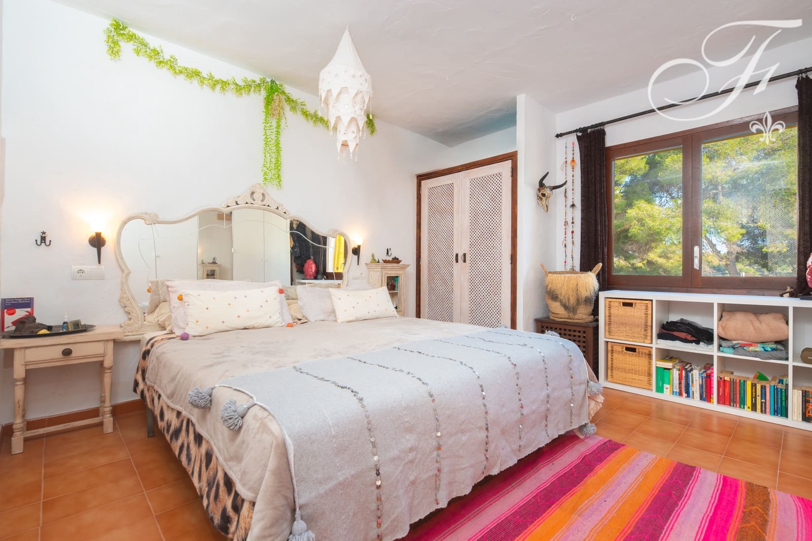 1 bedroom Apartment for sale in Santa Eulalia / Santa Eularia with pool - € 560,000 (Ref: 9488530)