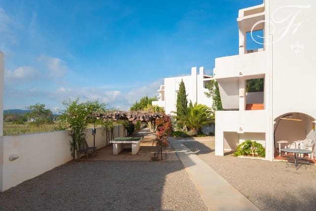 1 bedroom Apartment for sale in Santa Eulalia / Santa Eularia with pool - € 560,000 (Ref: 9488530)