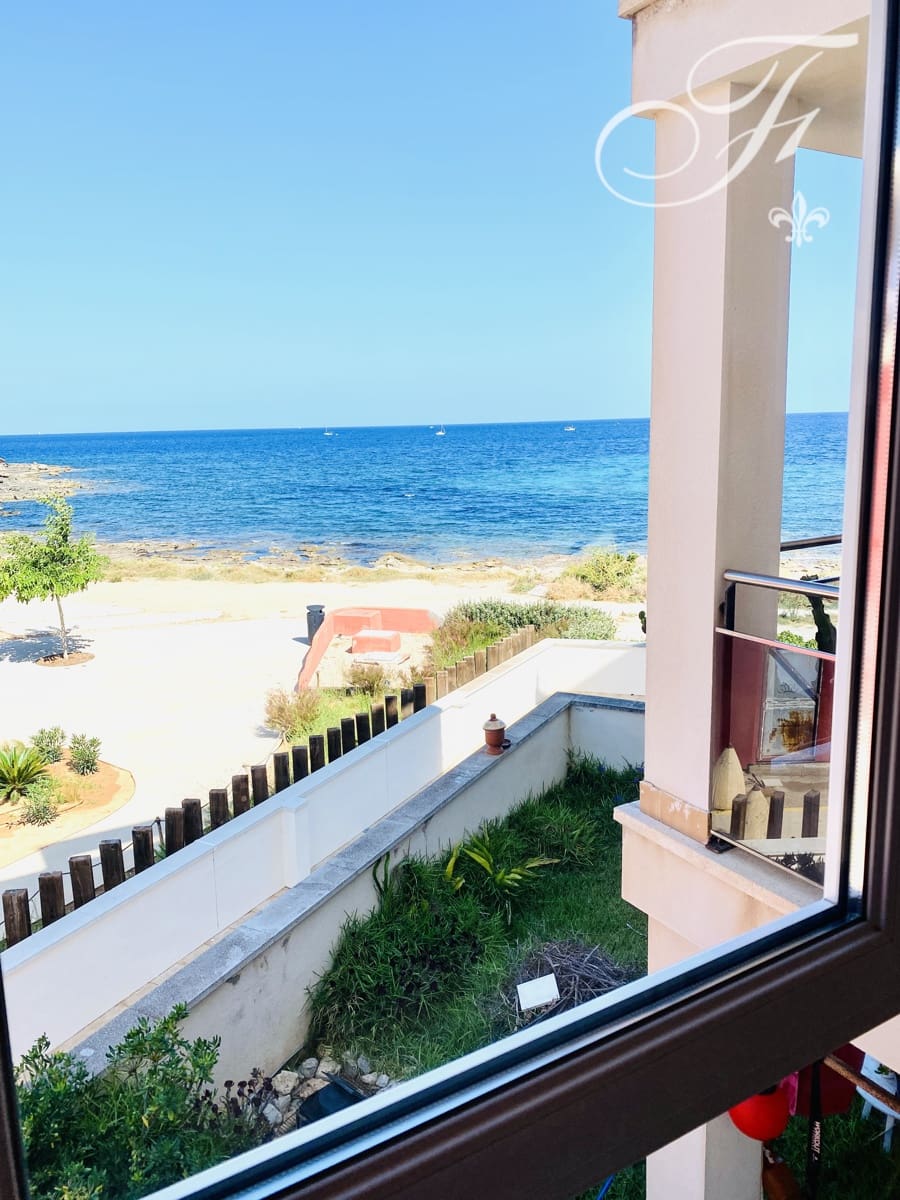 Apartamento de 2 habitaciones en Cala d'en Bou en venta con piscina - 560.000 € (Ref: 9489791)