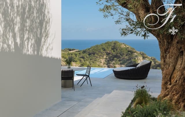 Chalet de 7 habitaciones en Roca Llisa, Santa Eulalia / Santa Eularia en venta con piscina - 18.000.000 € (Ref: 9542196)