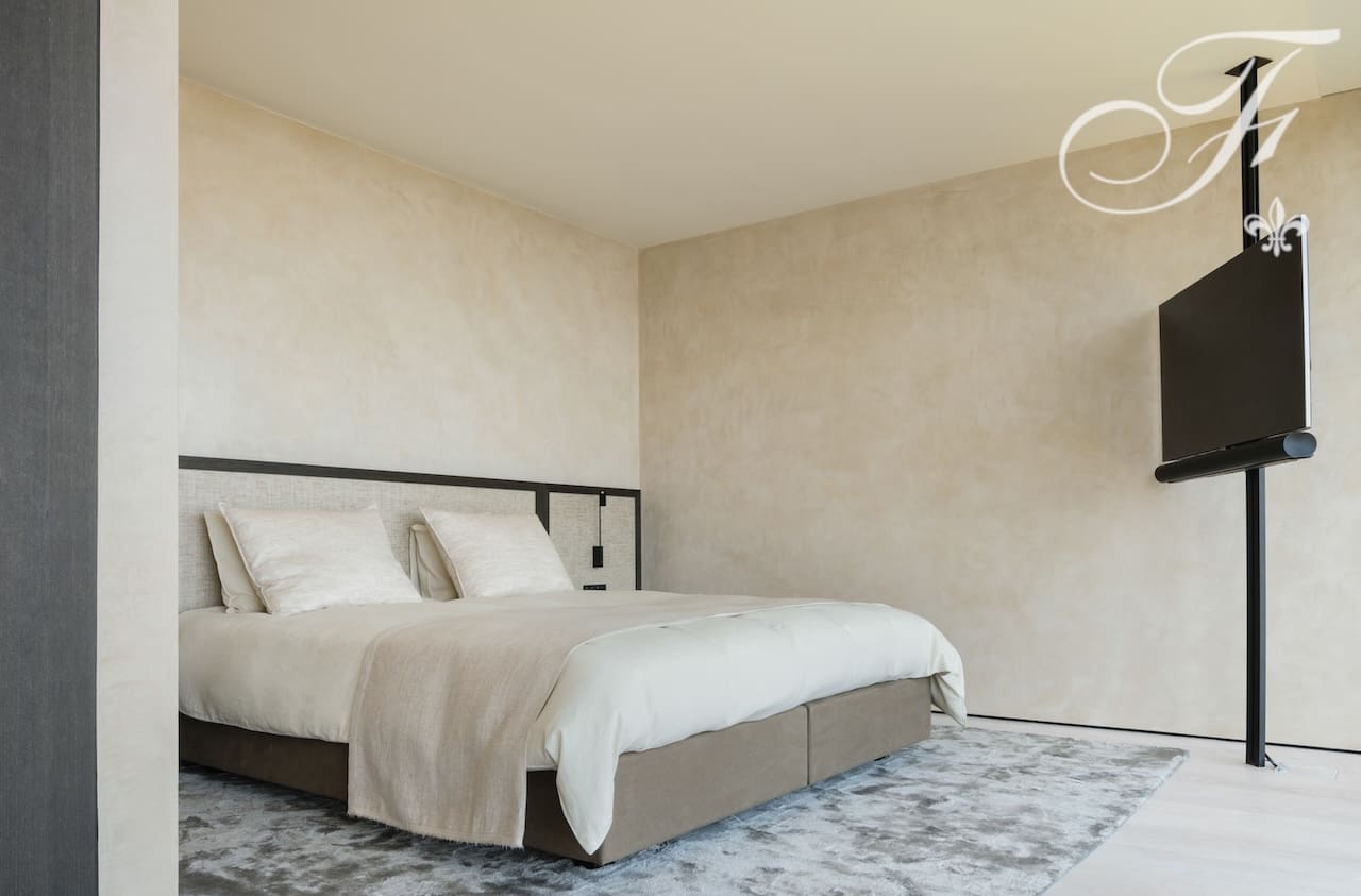 Chalet de 7 habitaciones en Roca Llisa en venta con piscina - 18.000.000 € (Ref: 9542196)