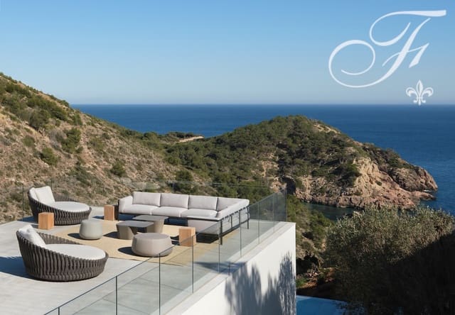 Chalet de 7 habitaciones en Roca Llisa, Santa Eulalia / Santa Eularia en venta con piscina - 18.000.000 € (Ref: 9542196)