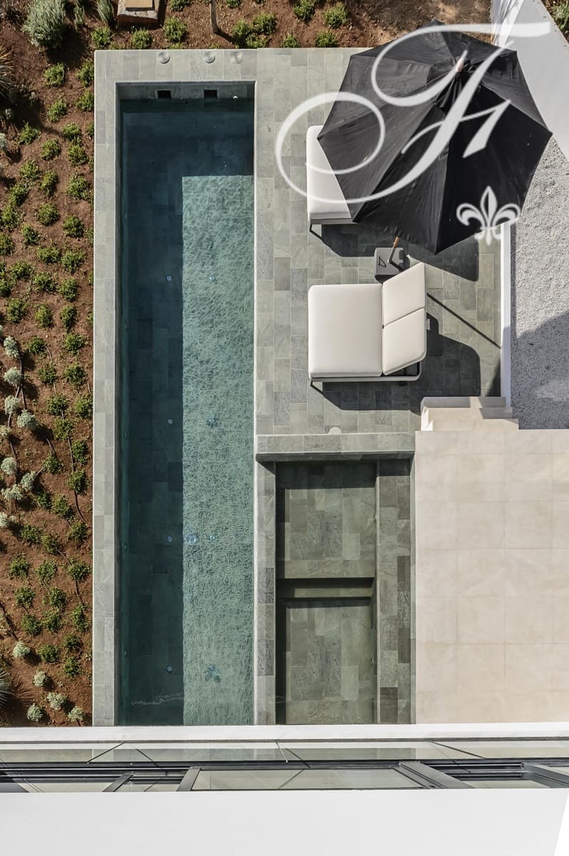 6 bedroom Villa for sale in Es Cubells with pool - € 9,500,000 (Ref: 9542201)