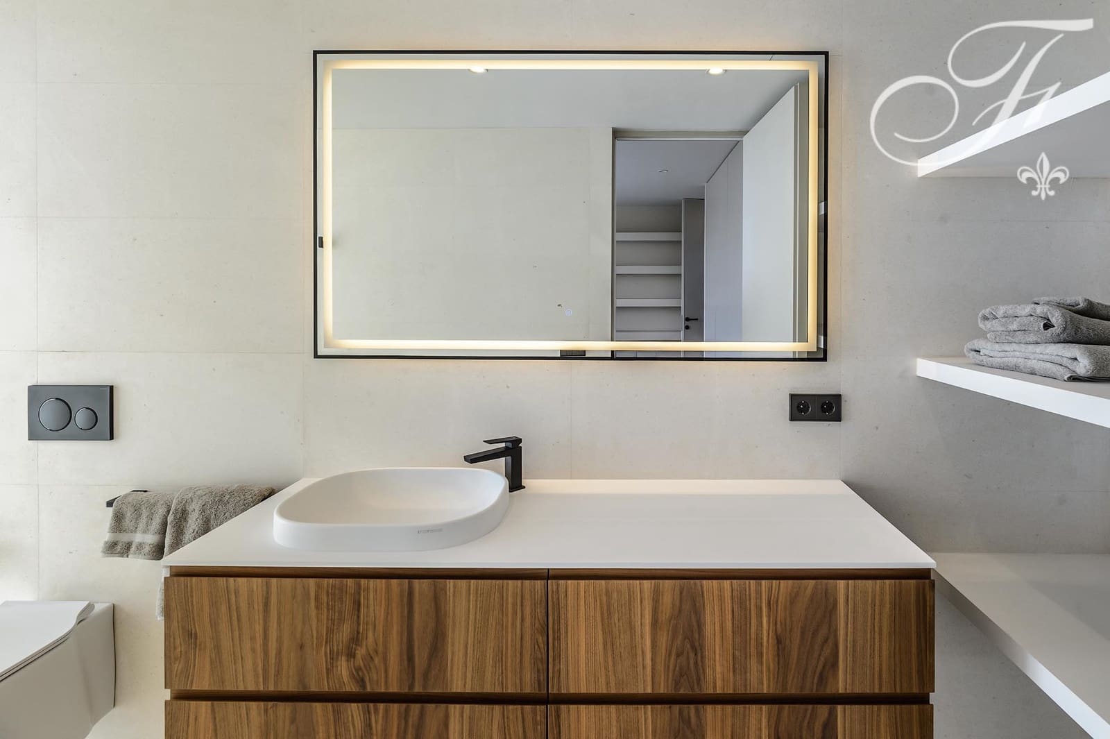 6 bedroom Villa for sale in Es Cubells with pool - € 9,500,000 (Ref: 9542201)