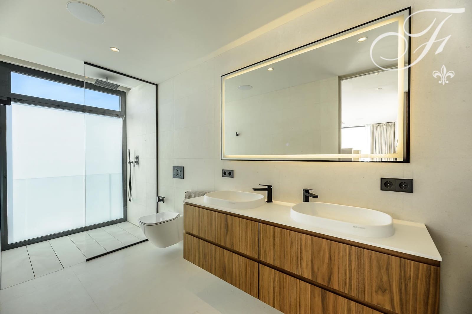 6 bedroom Villa for sale in Es Cubells with pool - € 9,500,000 (Ref: 9542201)