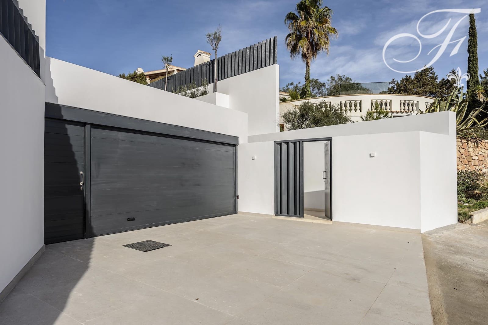 6 bedroom Villa for sale in Es Cubells with pool - € 9,500,000 (Ref: 9542201)