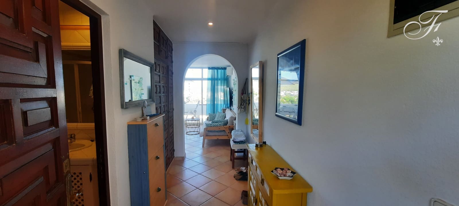 2 bedroom Apartment for sale in Santa Eulalia / Santa Eularia with pool - € 495,000 (Ref: 9706015)