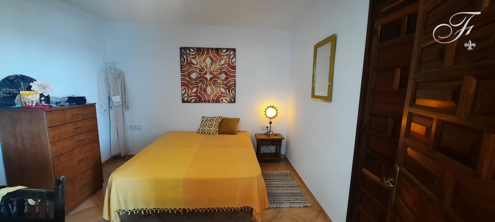 2 bedroom Apartment for sale in Santa Eulalia / Santa Eularia with pool - € 495,000 (Ref: 9706015)