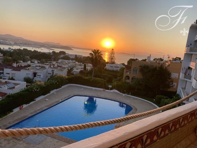 2 sypialnia Apartament na sprzedaż w Santa Eulalia / Santa Eularia z basenem - 495 000 € (Ref: 9706015)