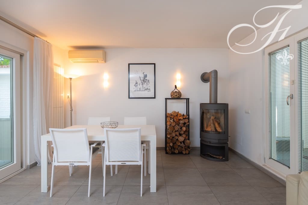 3 bedroom Finca/Country House for sale in Santa Gertrudis de Fruitera with pool - € 1,375,000 (Ref: 9843862)