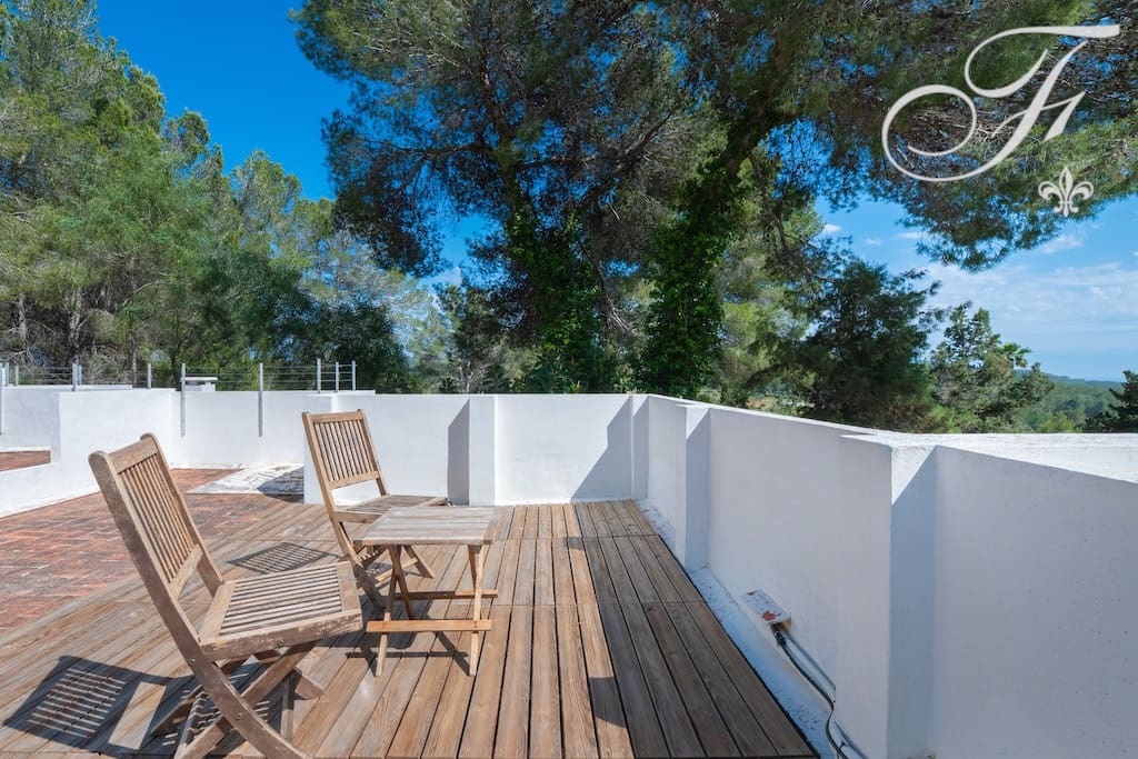 3 bedroom Finca/Country House for sale in Santa Gertrudis de Fruitera with pool - € 1,375,000 (Ref: 9843862)