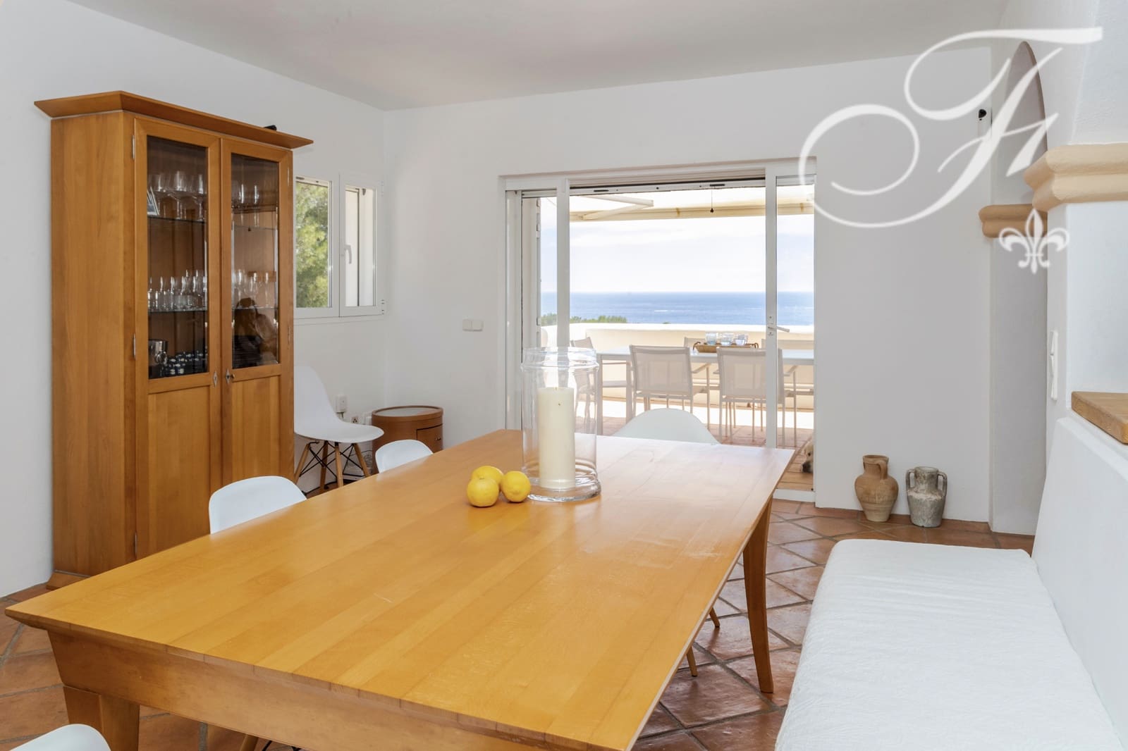 3 soveværelse Semi-Rækkehus til salg i Cala Llenya med swimmingpool garage - € 1.800.000 (Ref: 9889408)