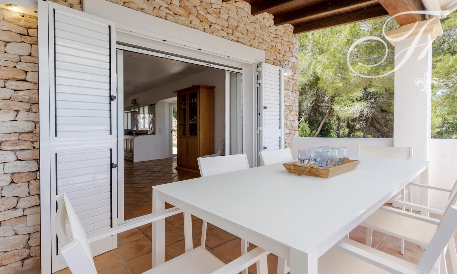 3 soveværelse Semi-Rækkehus til salg i Cala Llenya med swimmingpool garage - € 1.800.000 (Ref: 9889408)