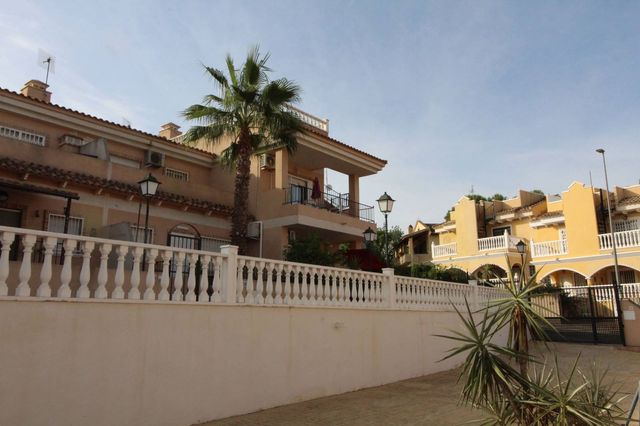 2 soverom Leilighet til salgs i Algorfa med svømmebasseng - € 117 000 (Ref: 10121078)