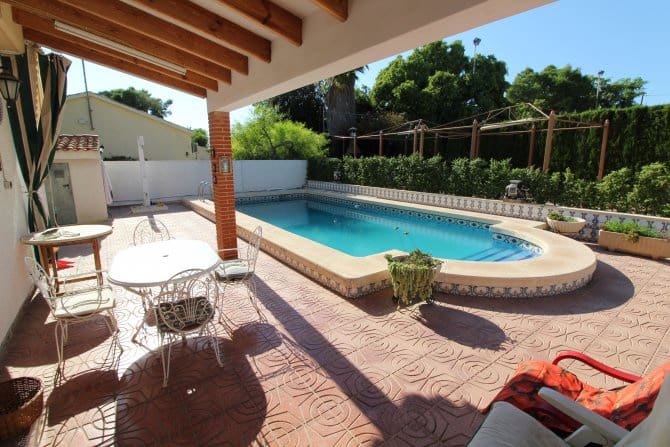 6 chambre Villa/Maison à vendre à San Vicente / Sant Vicent del Raspeig avec piscine - 500 000 € (Ref: 3656141)
