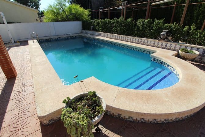 6 chambre Villa/Maison à vendre à San Vicente / Sant Vicent del Raspeig avec piscine - 500 000 € (Ref: 3656141)