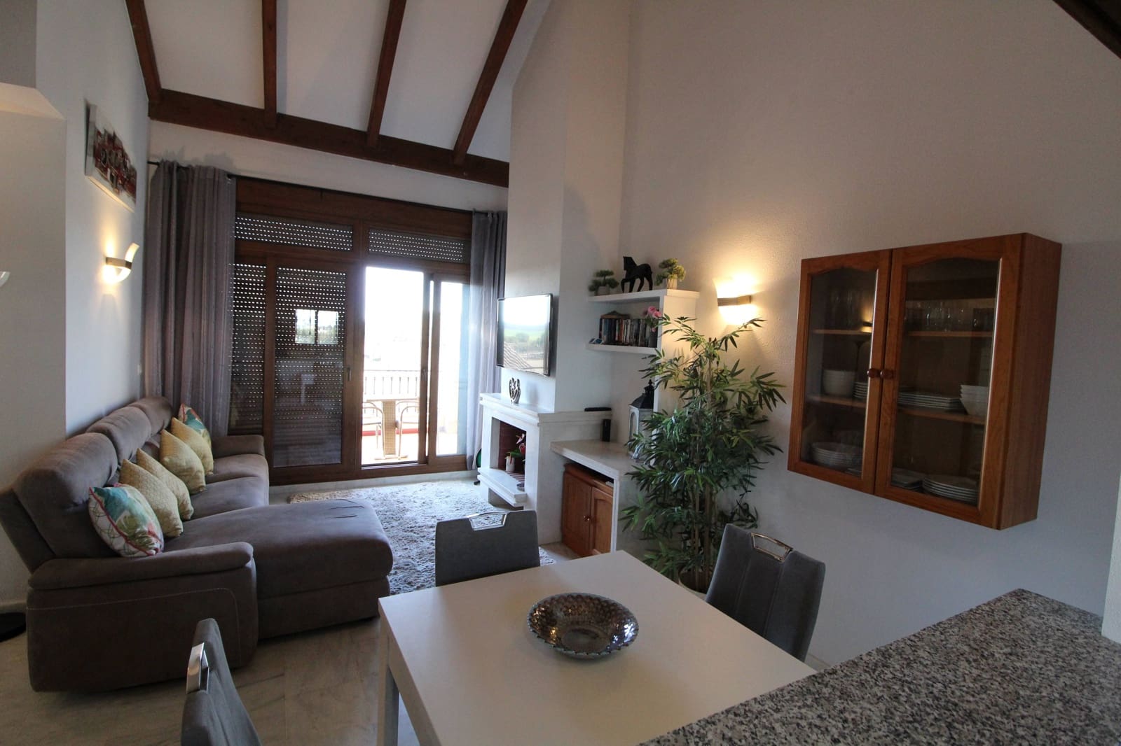 2 bedroom Apartment for sale in Algorfa with pool - € 210,000 (Ref: 7690864)