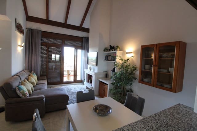 2 bedroom Apartment for sale in Algorfa with pool - € 210,000 (Ref: 7690864)