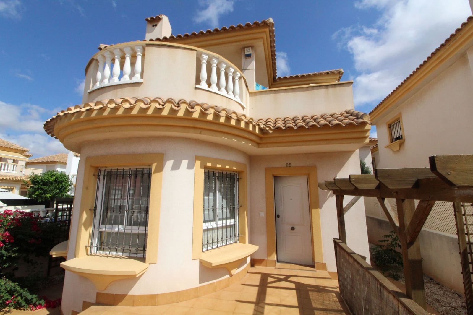 3 bedroom Villa for sale in El Algar with pool - € 185,000 (Ref: 9160486)