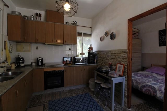 2 bedroom Villa for sale in Elche / Elx with pool - € 190,000 (Ref: 9227793)