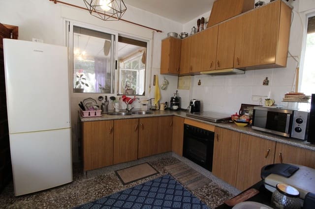 2 bedroom Villa for sale in Elche / Elx with pool - € 190,000 (Ref: 9227793)