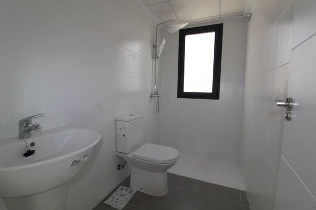 3 makuuhuone Huvila myytävänä paikassa Gran Alacant, Santa Pola mukana uima-altaan - 389 000 € (Ref: 9386655)