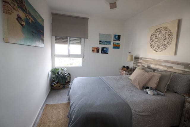 2 bedroom Apartment for sale in Gran Alacant, Santa Pola with pool - € 182,000 (Ref: 9404487)