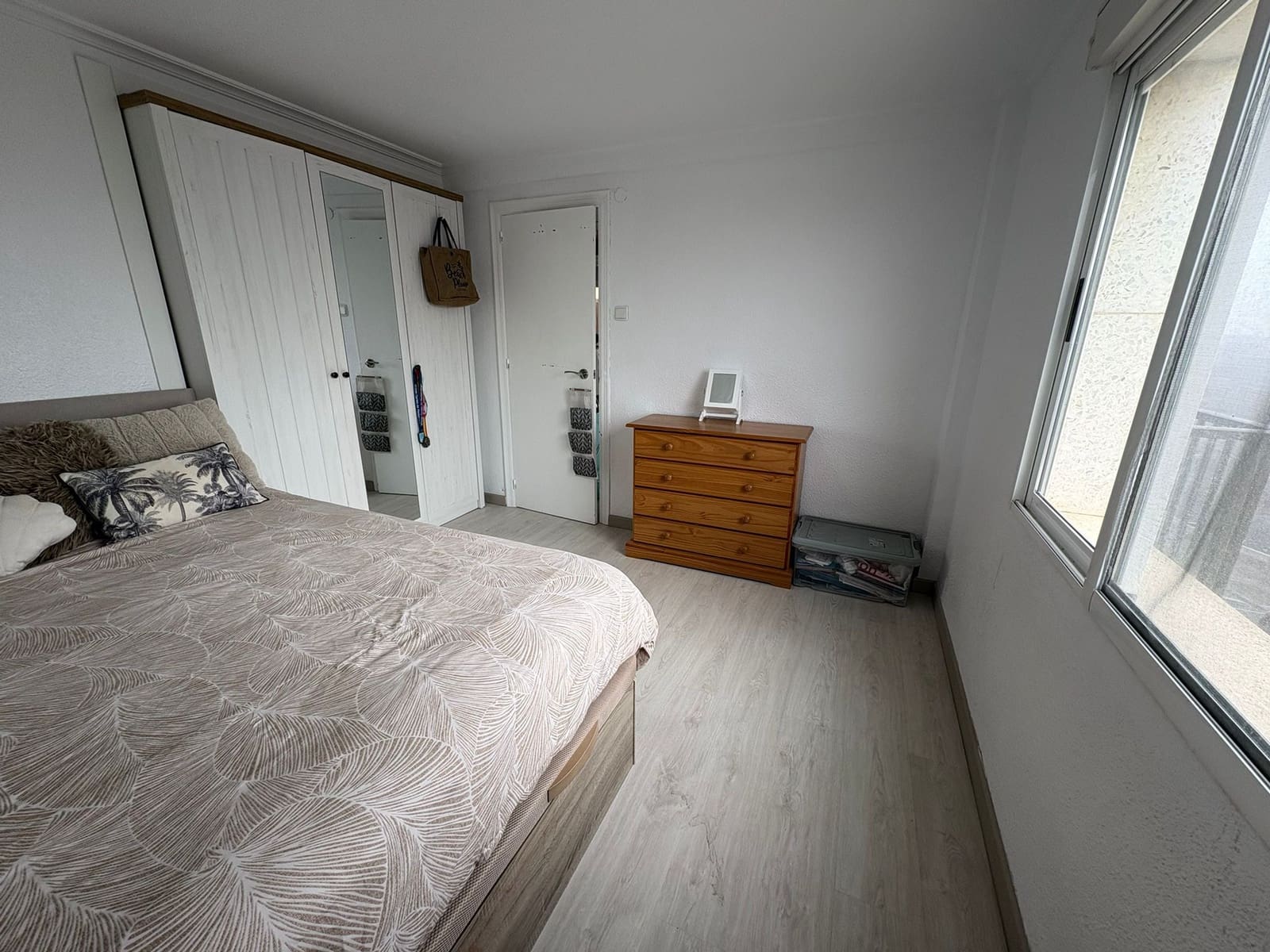 3 soverom Leilighet til salgs i Arenales del Sol med svømmebasseng - € 190 000 (Ref: 9510354)