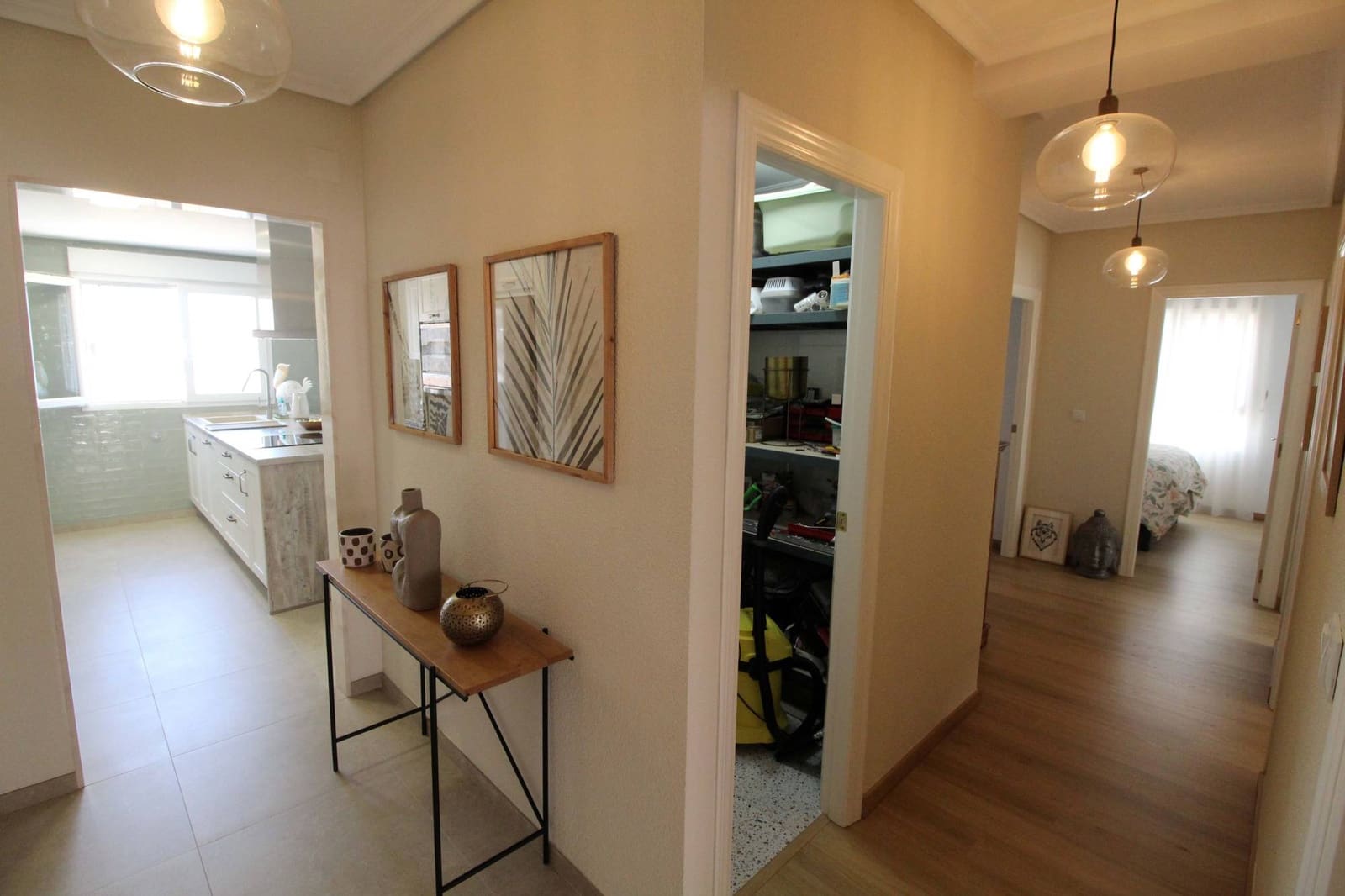 4 bedroom Apartment for sale in Arenales del Sol with pool - € 389,000 (Ref: 9911775)
