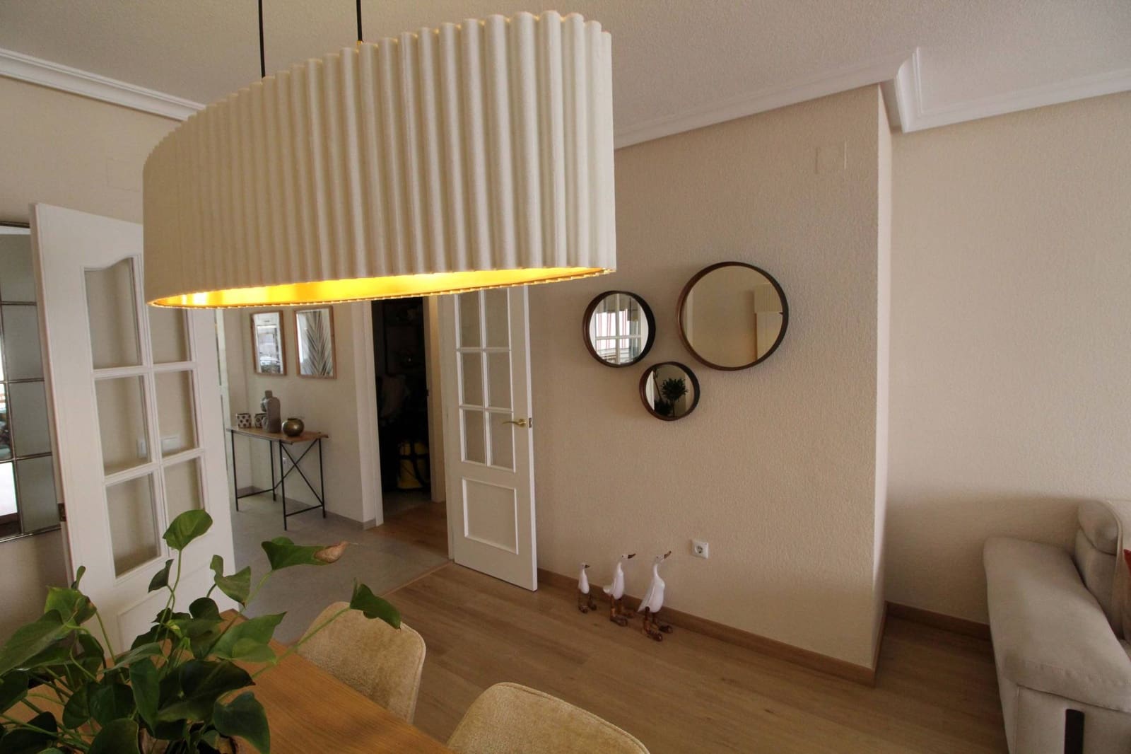 4 bedroom Apartment for sale in Arenales del Sol with pool - € 389,000 (Ref: 9911775)