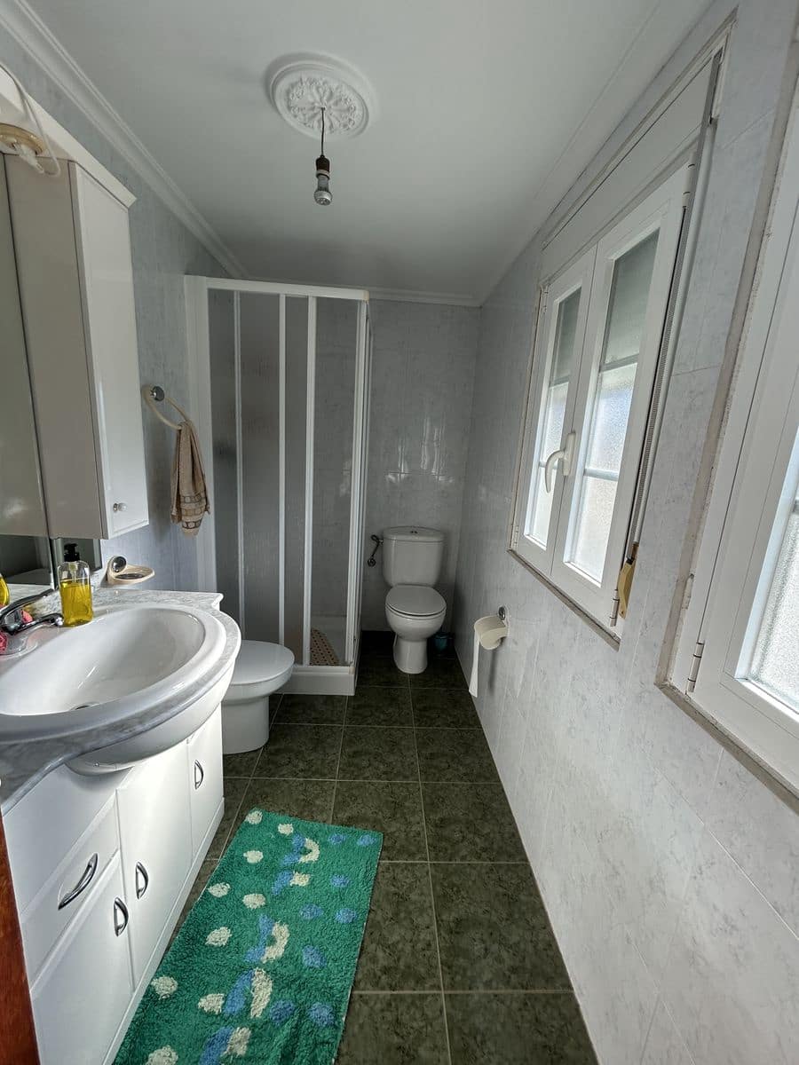 4 camera da letto Finca/Casa di Campagna in vendita in Cortegada con garage - 125.000 € (Rif: 10002388)