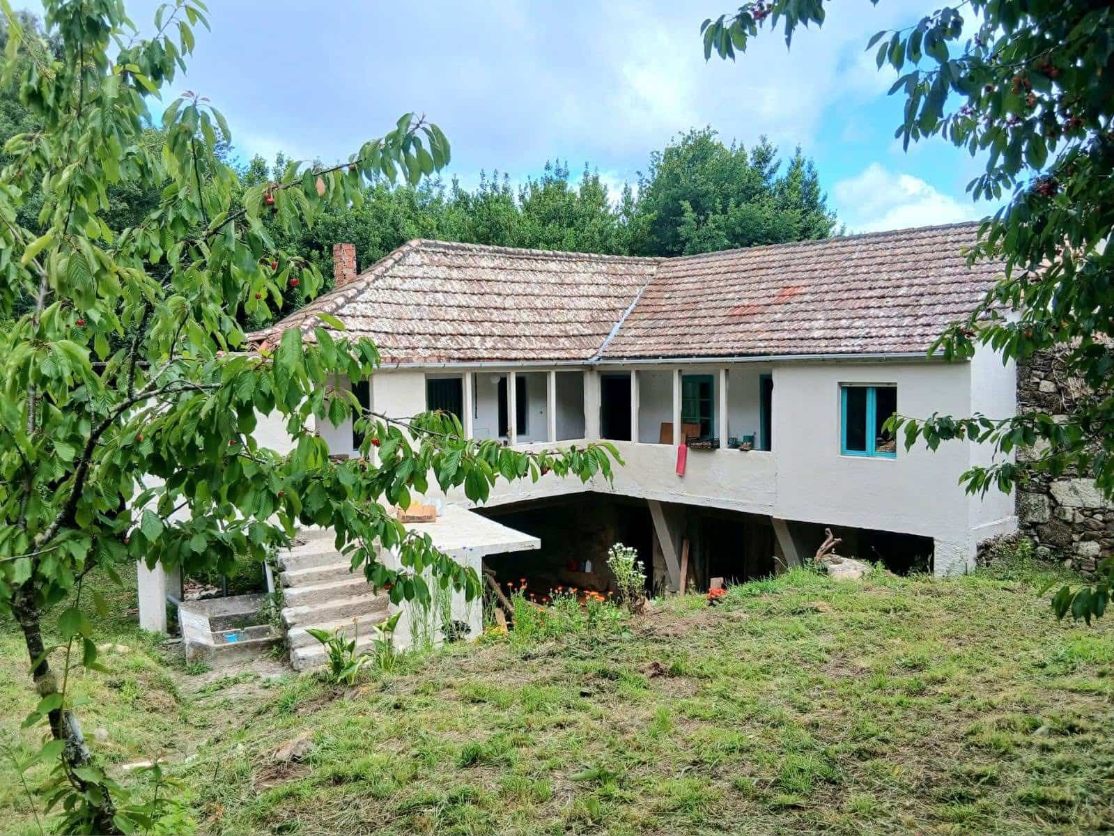 4 quarto Quinta/Casa Rural para venda em Gomesende - 75 000 € (Ref: 10009661)