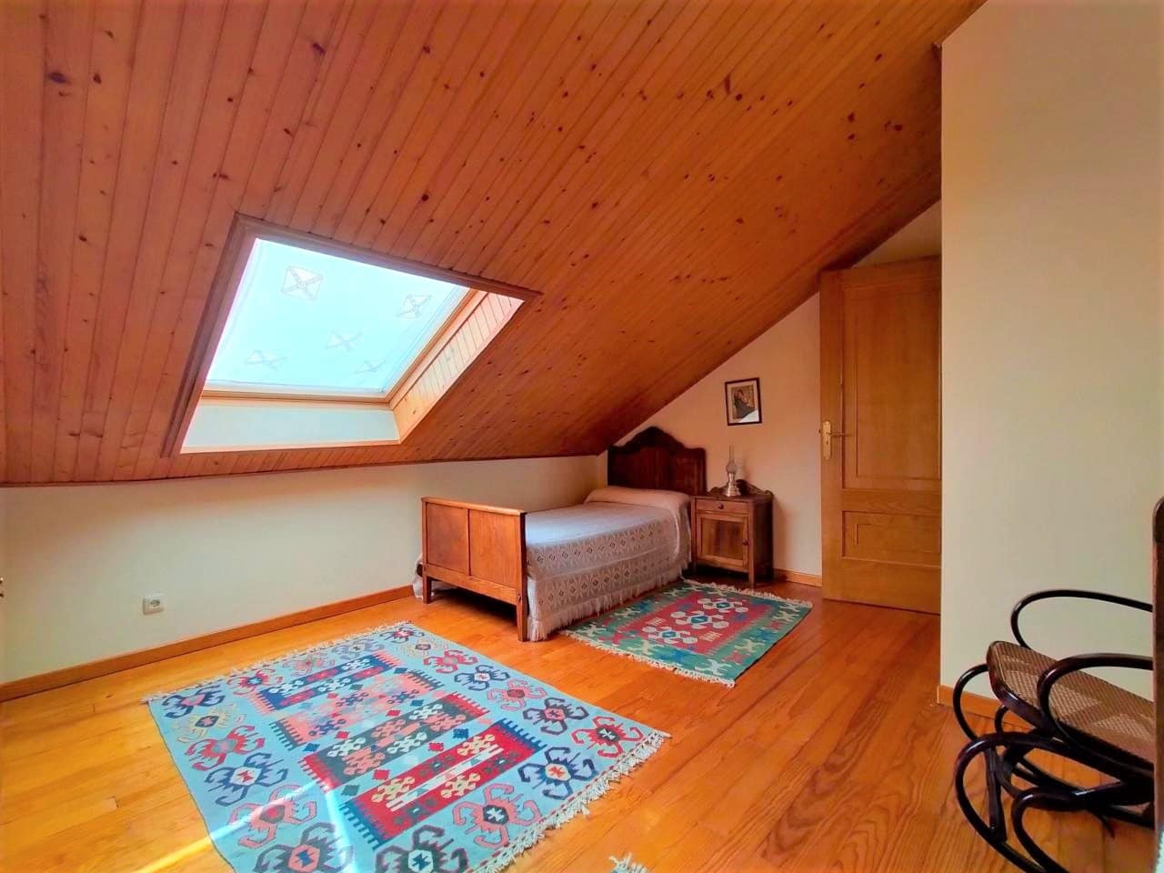 4 quarto Quinta/Casa Rural para venda em Amoeiro com garagem - 325 000 € (Ref: 10014176)