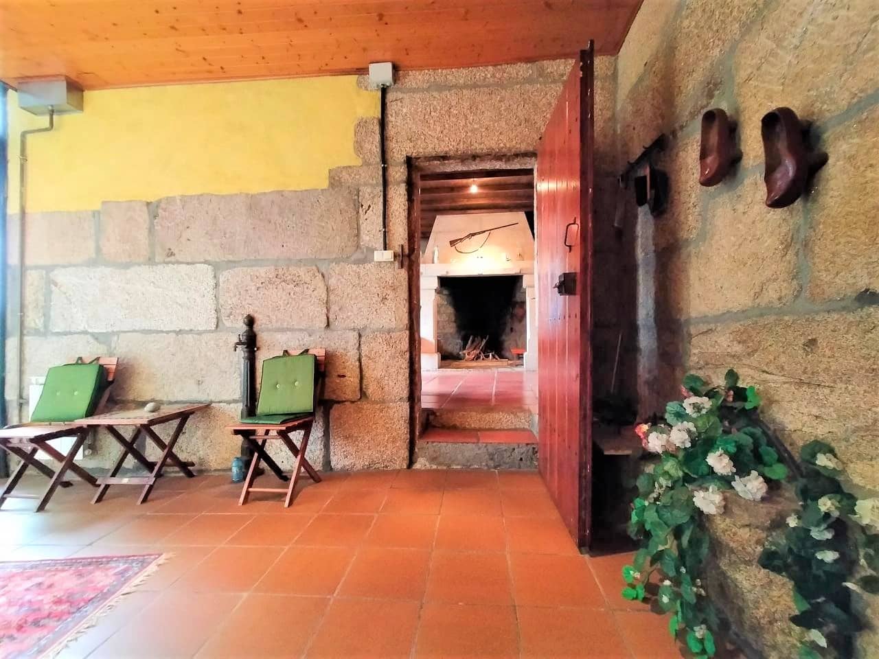 4 quarto Quinta/Casa Rural para venda em Amoeiro com garagem - 325 000 € (Ref: 10014176)