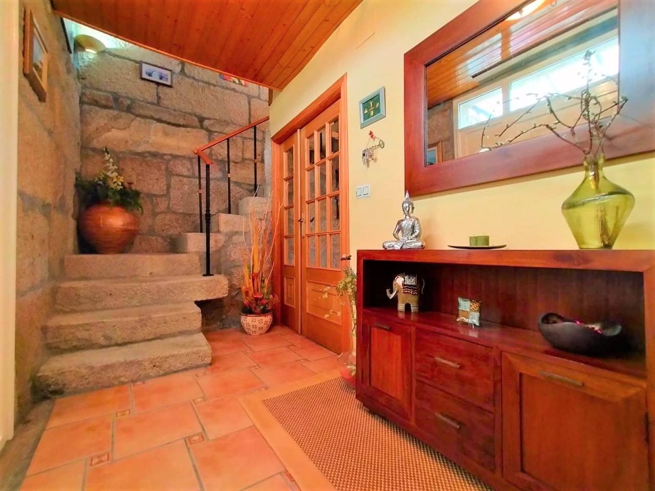 4 quarto Quinta/Casa Rural para venda em Amoeiro com garagem - 325 000 € (Ref: 10014176)