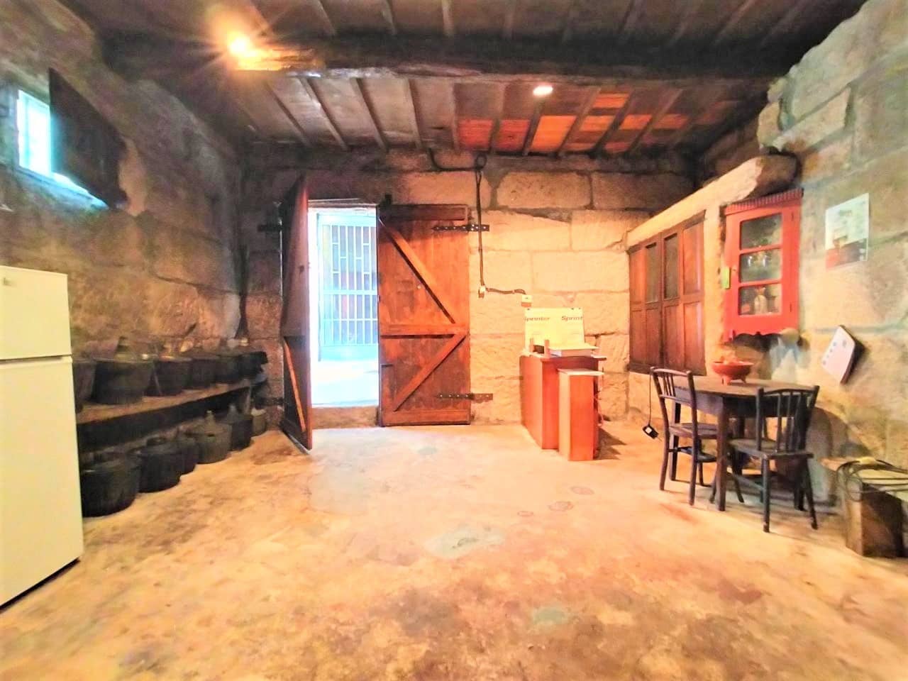 4 quarto Quinta/Casa Rural para venda em Amoeiro com garagem - 325 000 € (Ref: 10014176)